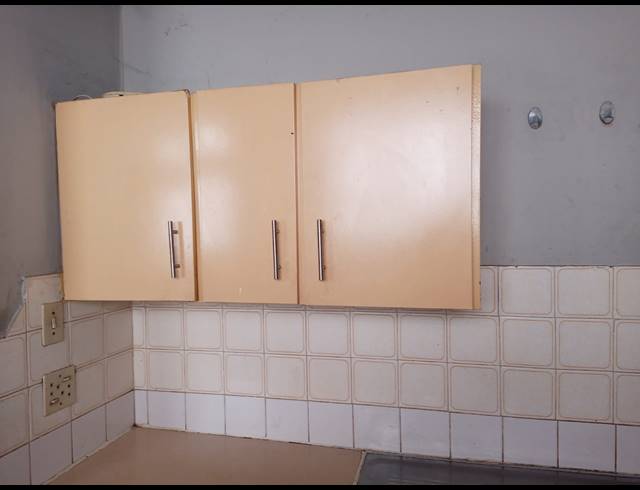 2 BEDROOM APARTMENT FOR SALE IN BOKSBURG CENTRAL